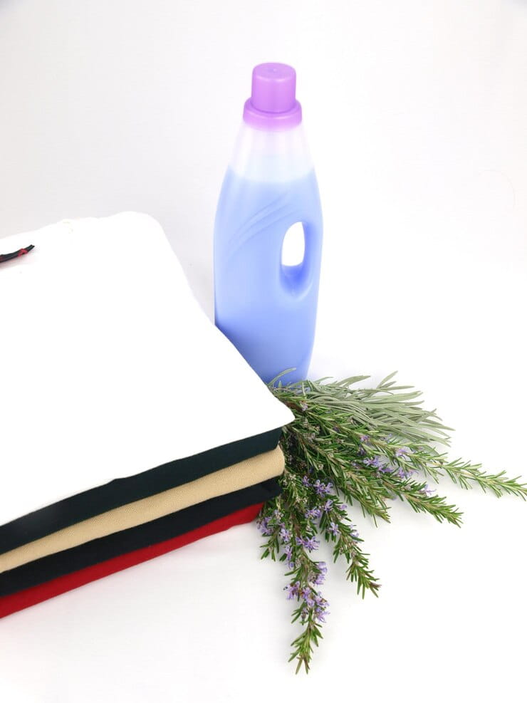 تصویر 4 از مایع لباسشویی لباس های نخی با حفظ لطافت و شفافیت پارچه